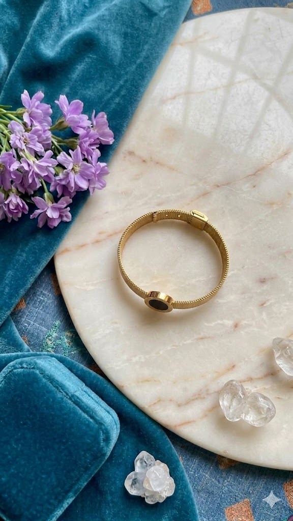 18k Gold Mesh Band Bracelete