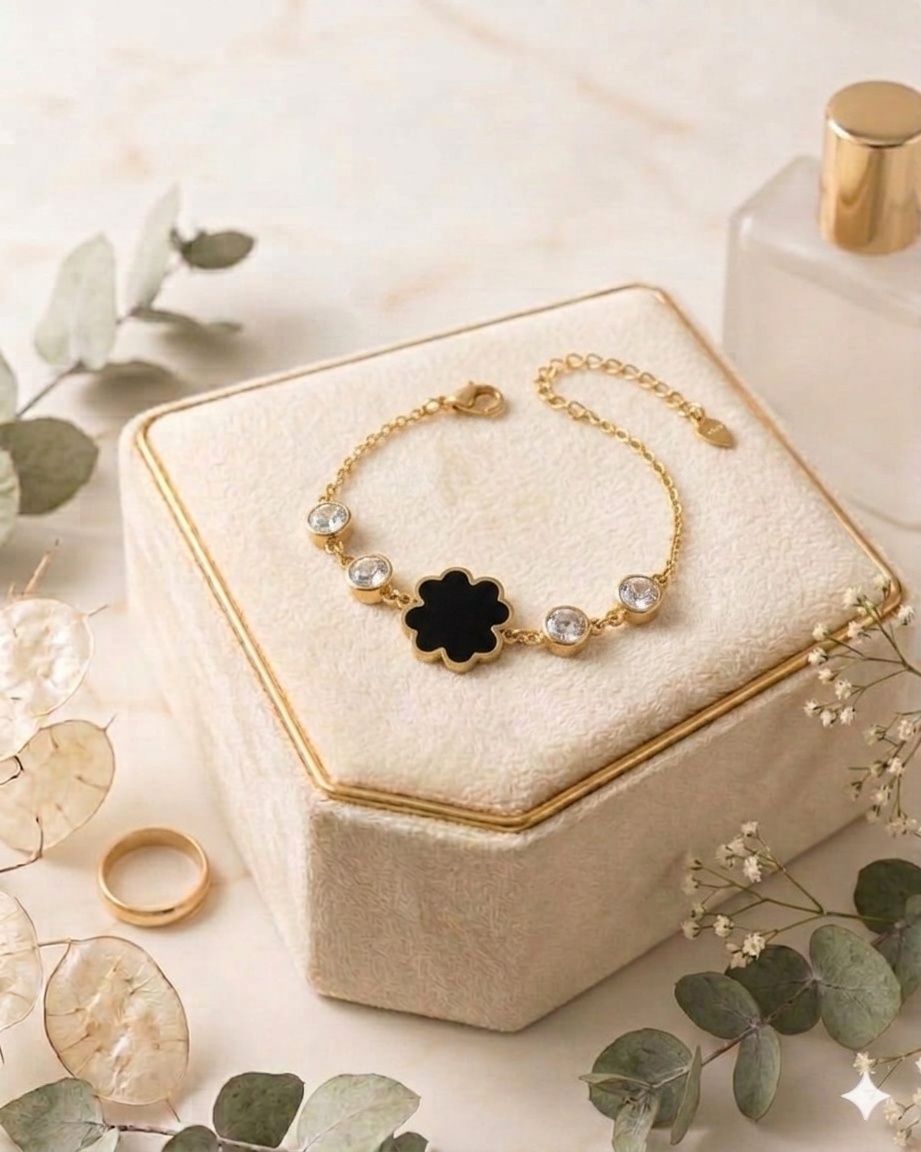 Black Flower Bracelete